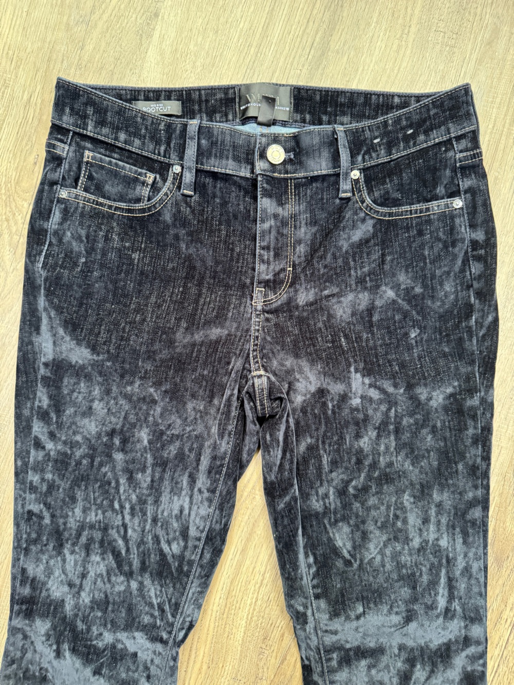 White House Black Market Velour - Velvet MID RISE Bootcut Pants - Size 2 - Picture 2 of 12